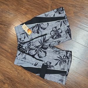 NWT Op Ocean Pacific Men's E-Board Shorts Size Medium 32-34